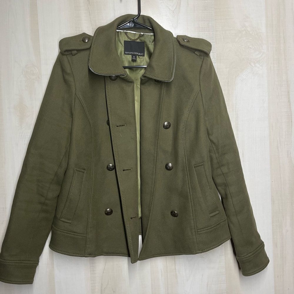 Banana Republic‎ olive green jacket military style, size medium